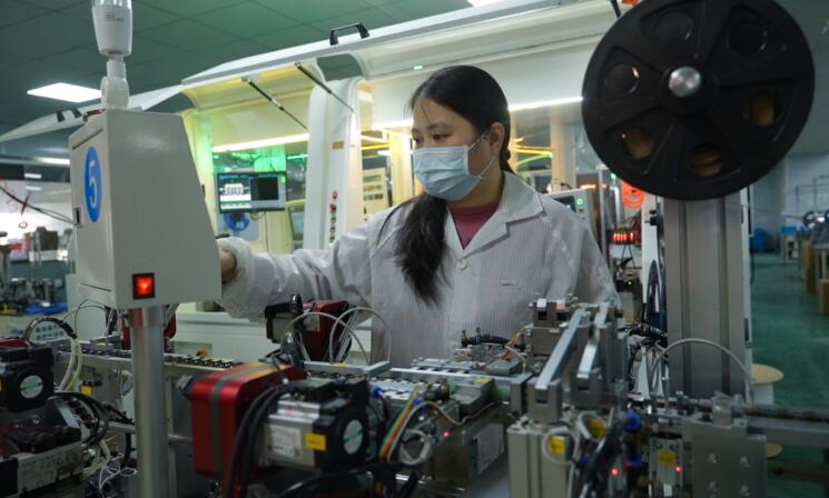 銅陵市郊區 以研發技改賦能，電子科技引領“老制造”邁向“智慧工廠”